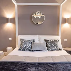 Cardilli Luxury Alojamento de Acomodação e Pequeno-almoço Roma